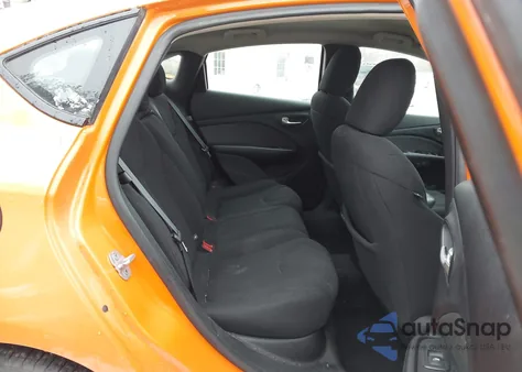 2013 Dodge Dart Sxt z USA, uszkodzony, nr VIN 1C3CDFBA8DD171494